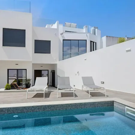 Ria Villa *